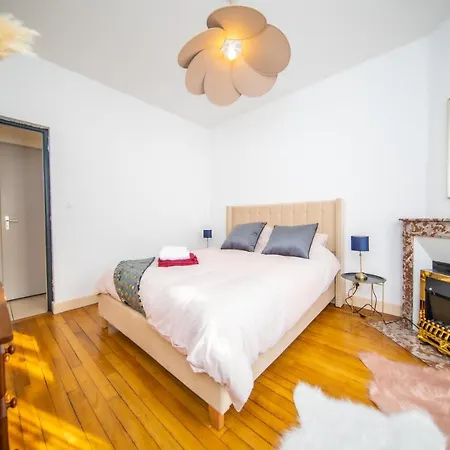 Apartamento Thermal A 2 Min -le 1909- 8 Pers- Parking Chez Julie
