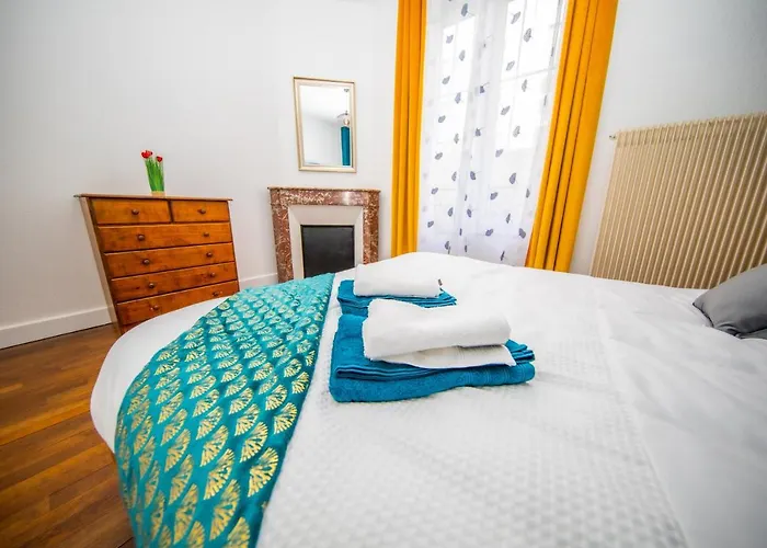 Thermal A 2 Min -le 1909- 8 Pers- Parking Chez Julie 낭시