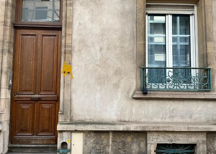 Thermal A 2 Min -le 1909- 8 Pers- Parking Chez Julie Apartment